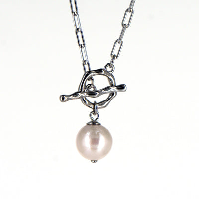 Paper Clip -  Pearl Toggle Necklace